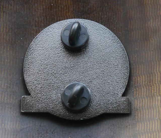 新品 クイーンズ・オブ・ザ・ストーン・エイジ ピンズ ピンバッジ ピンブローチ  < 男性アクセサリー/時計  新品 クイーンズ・オブ・ザ・ストーン・エイジ ピンズ ピンバッジ ピンブローチ  < 男性アクセサリー/時計の