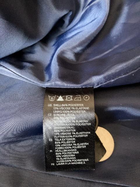 �������i��H&M�G�C�`�A���h�G���s�[�R�[�g�E�[���R�[�g�t�H�[�}�������l�C�r�[�ʋΉ�ЃI�t�B�X�o����i���s�f�[�g���� �� �����t�@�b�V������ 