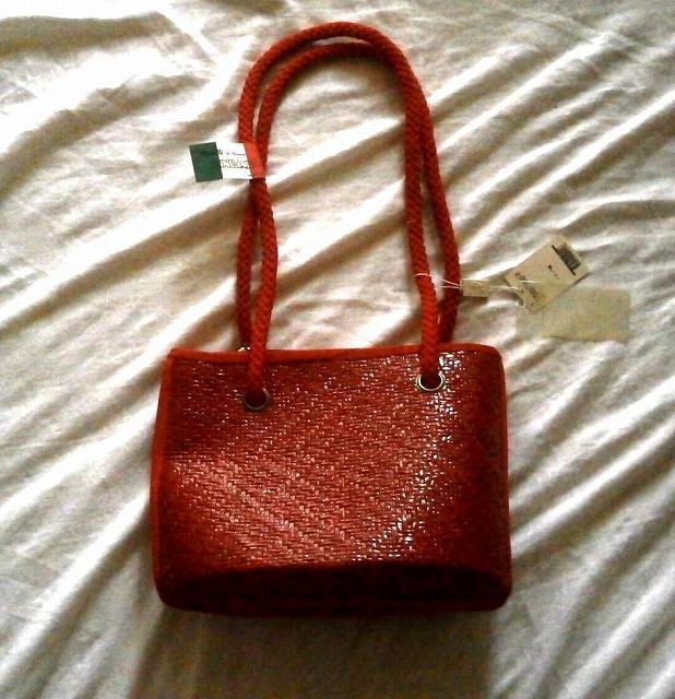 ◆Novelli of Florence ENNELINEA 未使用中古品 レッド ショルダーバッグ < 女性ファッション  ◆Novelli of Florence ENNELINEA 未使用中古品 レッド ショルダーバッグ  < 女性ファッションの