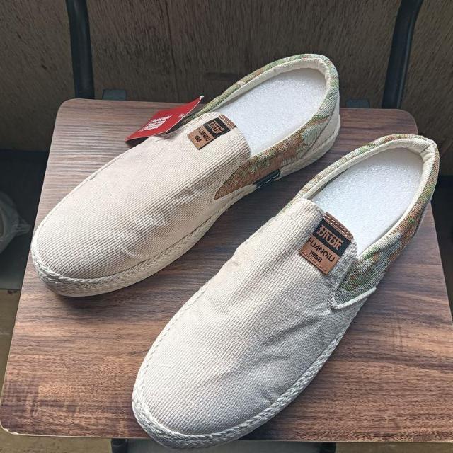 新品 27cm 27.5cm メンズ スリッポン ベージュ シューズ 靴 44 < 男性ファッション  新品 27cm 27.5cm メンズ スリッポン ベージュ シューズ 靴 44  < 男性ファッションの