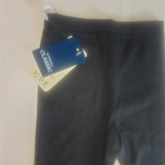 新品タグ付き 黒いリブレギンス 10分丈 サイズ95 送料無料 < キッズ/ベビー  新品タグ付き 黒いリブレギンス 10分丈 サイズ95 送料無料 < キッズ/ベビーの