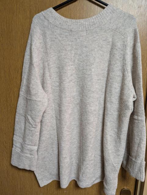 アンタイトル昨季美品ベージュ系アルパカ混Vネックふわもこニット大きいサイズ411号12号LLXLざっくりセーター < ブランド アンタイトル昨季美品ベージュ系アルパカ混Vネックふわもこニット大きいサイズ411号12号LLXLざっくりセーター < ブランドの