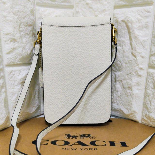 �V�i COACH �@�t�H�[���N���X�{�f�B�o�b�O�@�X�}�z�V�����_�[ �@�J�[�L�}���`�@�΂߂���OK�B �� �u�����h�� 