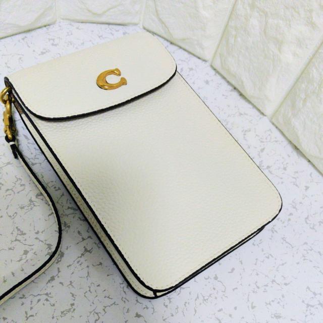 �V�i COACH �@�t�H�[���N���X�{�f�B�o�b�O�@�X�}�z�V�����_�[ �@�J�[�L�}���`�@�΂߂���OK�B �� �u�����h�� 