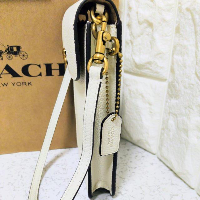 �V�i COACH �@�t�H�[���N���X�{�f�B�o�b�O�@�X�}�z�V�����_�[ �@�J�[�L�}���`�@�΂߂���OK�B �� �u�����h�� 