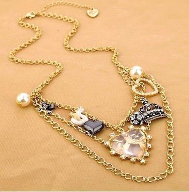 新品ゴスロリ姫系ハート王冠白鳥ネックレスBETSEY JOHNSON < 女性アクセサリー/時計  新品ゴスロリ姫系ハート王冠白鳥ネックレスBETSEY JOHNSON  < 女性アクセサリー/時計の