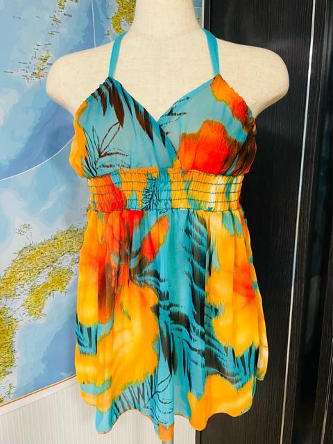 花柄 オシャレなトップス 美品 < 女性ファッション  花柄 オシャレなトップス 美品  < 女性ファッションの