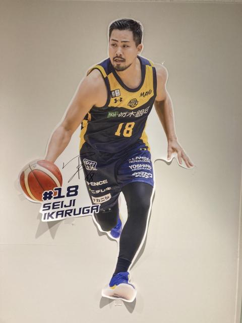 yz#18 B iI MTCuFs{pZIlfo bsOtBv