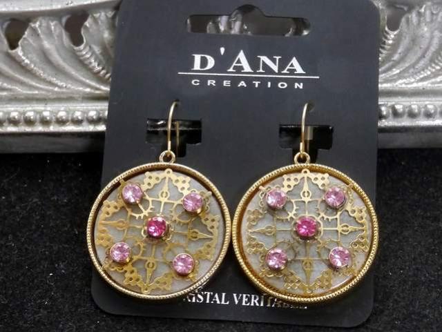 新品 アンティーク調ヴィクトリアンストーンピアス < 女性アクセサリー/時計  新品 アンティーク調ヴィクトリアンストーンピアス  < 女性アクセサリー/時計の