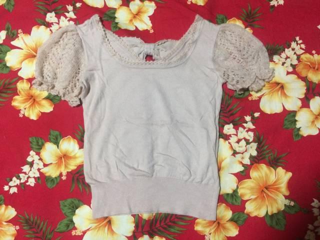 レストローズ☆バックリボン☆半袖トップス☆薄いピンク☆ < ブランド  レストローズ☆バックリボン☆半袖トップス☆薄いピンク☆  < ブランドの