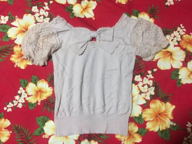 レストローズ☆バックリボン☆半袖トップス☆薄いピンク☆ < ブランド  レストローズ☆バックリボン☆半袖トップス☆薄いピンク☆ < ブランドの