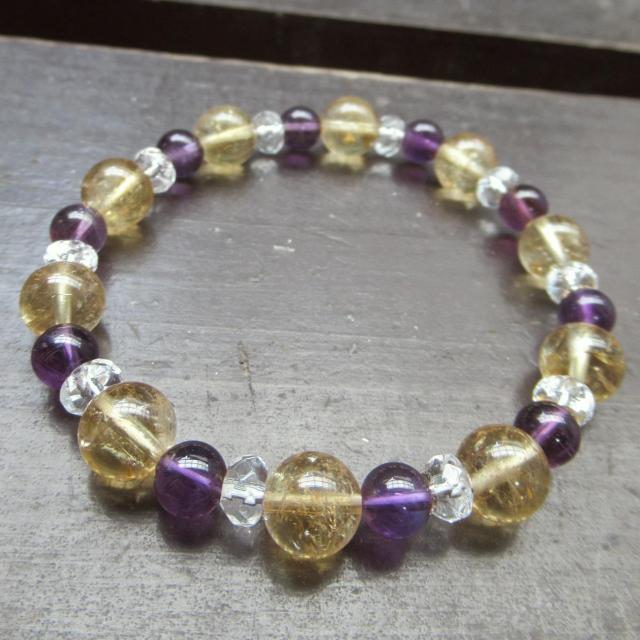 アメジストxシトリンブレスレット 天然石 パワーストーン < 女性アクセサリー/時計 アメジストxシトリンブレスレット 天然石 パワーストーン < 女性アクセサリー/時計の