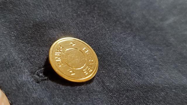 正規 エルメス セリエ ロゴ カフスボタン 金 カフリンクス チェーンボタン クラシック ラウンド 2連リバーシブルアイコン 箱 < ブランド  正規 エルメス セリエ ロゴ カフスボタン 金 カフリンクス チェーンボタン クラシック ラウンド 2連リバーシブルアイコン 箱 < ブランドの