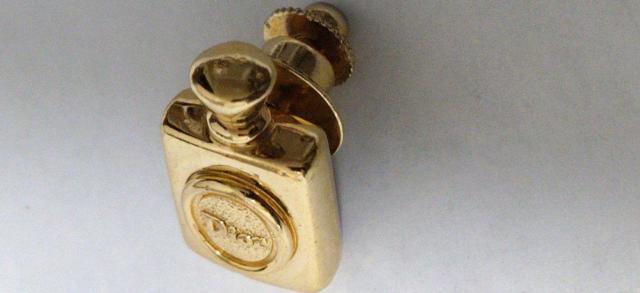 【真正品】 Christian Dior ピンブローチ < ブランド  【真正品】 Christian Dior ピンブローチ < ブランドの
