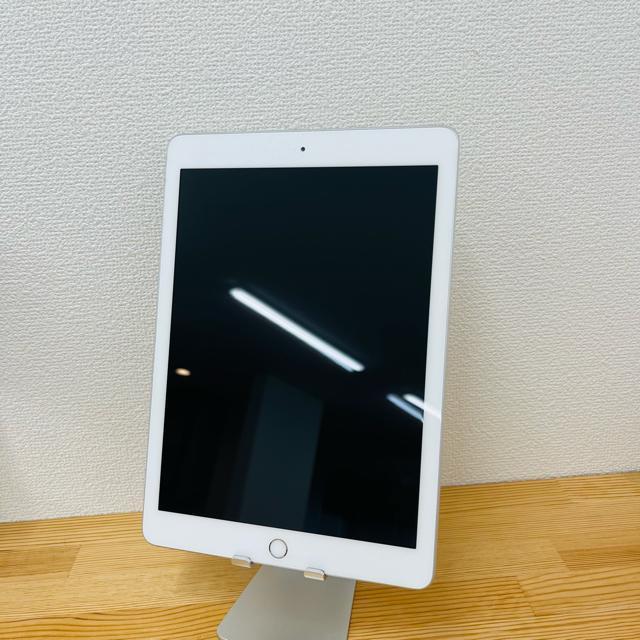 B 100% iPad 6 第6世代 32 GB Wi-Fi シルバー 本体 < PC本体/周辺機器 B 100% iPad 6 第6世代 32 GB Wi-Fi シルバー 本体 < PC本体/周辺機器の