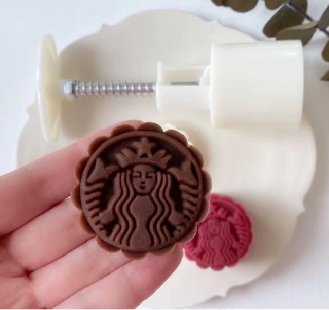 《新品》スターバックス 月餅型 お菓子型 モールド < インテリア/ライフ 《新品》スターバックス 月餅型 お菓子型 モールド < インテリア/ライフの