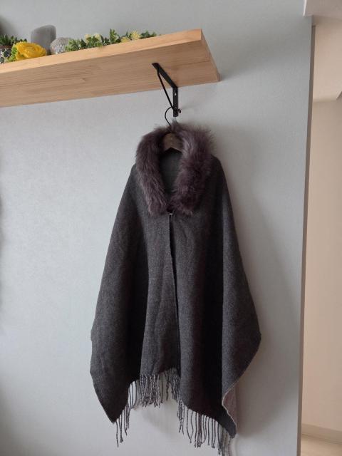 Stole���G�R�t�@�[�t���̃��o�[�V�u���X�g�[���}�t���[ �� �����t�@�b�V������ 