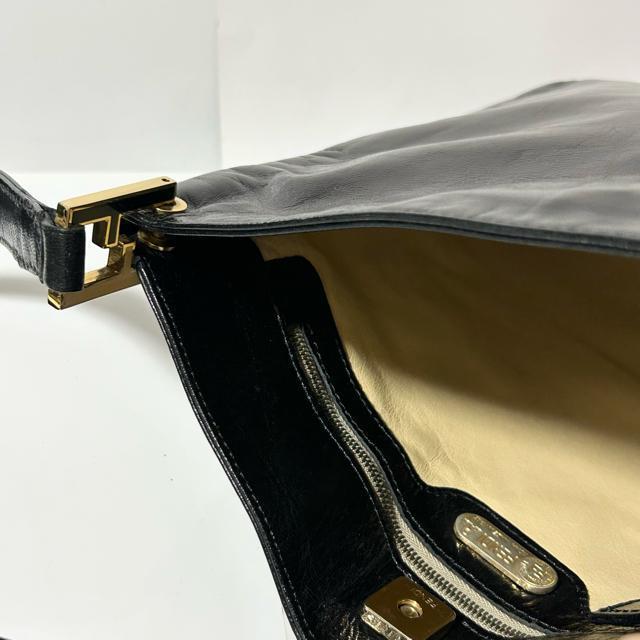 FENDI �t�F���f�B FF���� ���U�[ �V�����_�[ �o�b�O �u���b�N �S�[���h���� ���|�� ���΂� �� �u�����h�� 