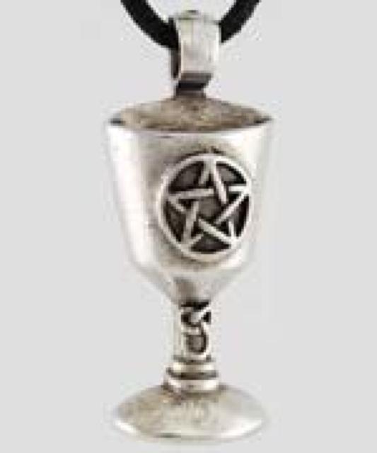 AzureGreen ウィッカ・ウェル・ビーイング・アミュレット 霊的な力を発揮 < 女性アクセサリー/時計  AzureGreen ウィッカ・ウェル・ビーイング・アミュレット 霊的な力を発揮  < 女性アクセサリー/時計の