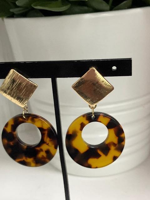 ハンドメイド アクリルフープを使用したイヤリング < 女性ファッション  ハンドメイド アクリルフープを使用したイヤリング < 女性ファッションの