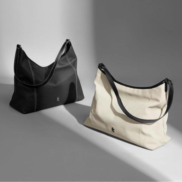 新品、未使用■トートバッグ パソコンケース 2点セット < 女性ファッション  新品、未使用■トートバッグ パソコンケース 2点セット < 女性ファッションの