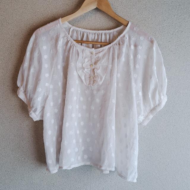 美品*透けトップス*シースルー*ホワイト < 女性ファッション  美品*透けトップス*シースルー*ホワイト  < 女性ファッションの
