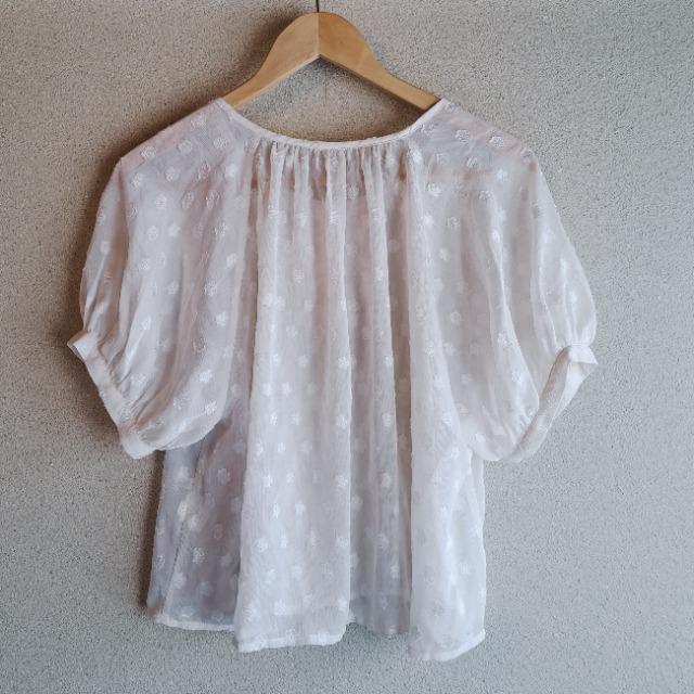 美品*透けトップス*シースルー*ホワイト < 女性ファッション  美品*透けトップス*シースルー*ホワイト < 女性ファッションの