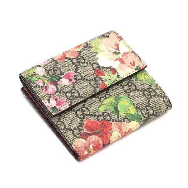◆ 本物 美品 ◆ GUCCI グッチ GGブルームス Wホック財布 フラワー コンパクト 2つ折り 袋 箱 人気 410071 < ブランド  ◆ 本物 美品 ◆ GUCCI グッチ GGブルームス Wホック財布 フラワー コンパクト 2つ折り 袋 箱 人気 410071 < ブランドの