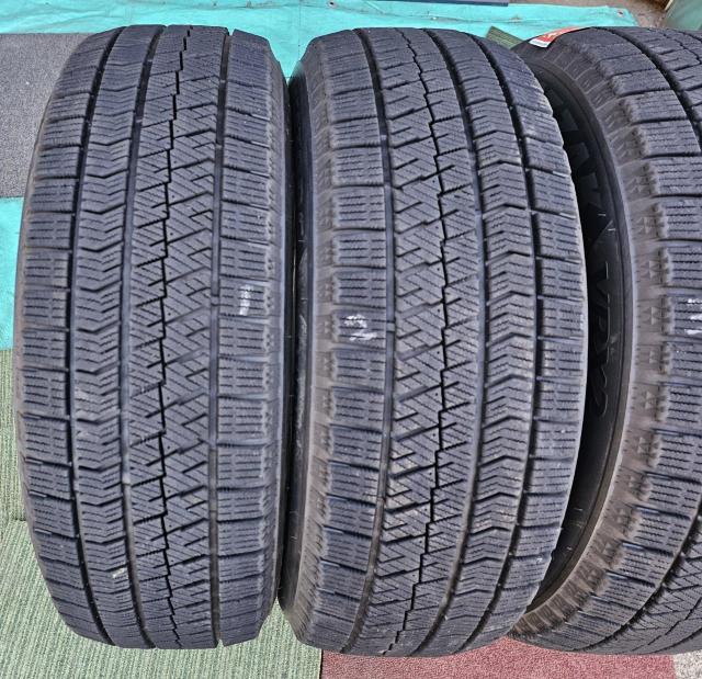 oaIN20  uaXg uUbN VRX2  16C`X^bhX^C205/65R16  95Q ^Ĉ4{  /oCN