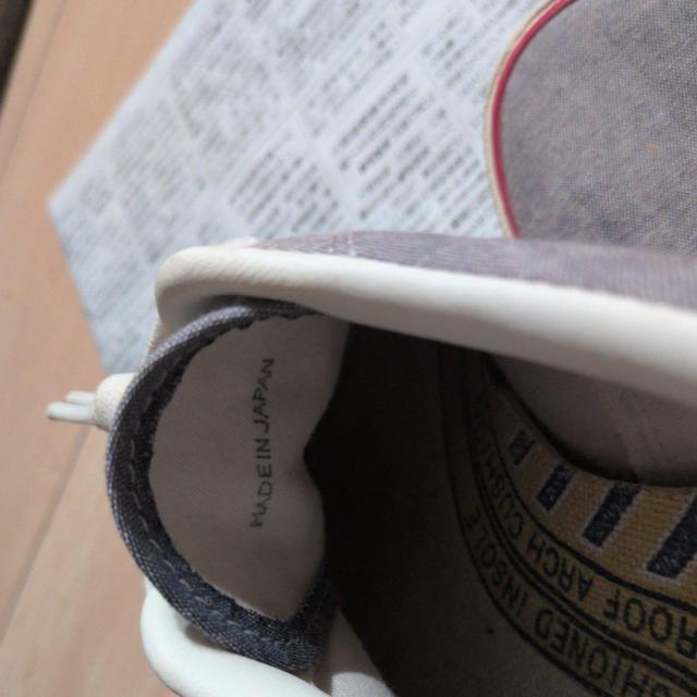 �L�����o�X�X�j�[�J�[ �� �j���t�@�b�V������ 