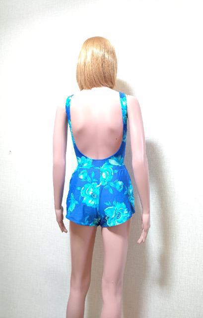 光沢つるA青ハイビ柄のショーパン&カップ付き水着6881☆3点で即落 < レジャー/スポーツ  光沢つるA青ハイビ柄のショーパン&カップ付き水着6881☆3点で即落 < レジャー/スポーツの