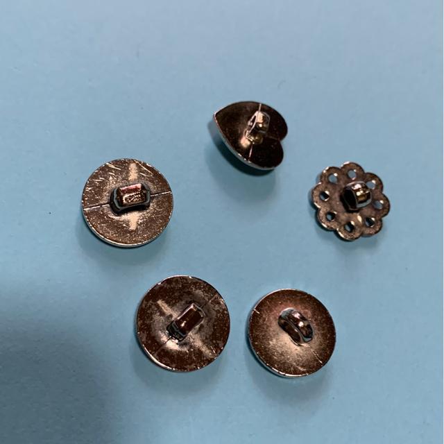 金属風のボタン5個 < ペット/手芸/園芸  金属風のボタン5個 < ペット/手芸/園芸の