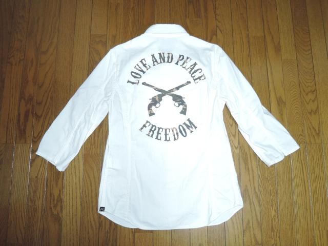 roar ロアー 7分丈シャツ 2 白 ホワイトデニム タンガリー 背ロゴ 迷彩柄 LOGO 特殊加工製品 < ブランド roar ロアー 7分丈シャツ 2 白 ホワイトデニム タンガリー 背ロゴ 迷彩柄 LOGO 特殊加工製品 < ブランドの