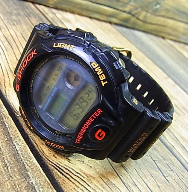 KCASIOJVI@G-SHOCK@W[VbN@ғi@@DW-6100ifj