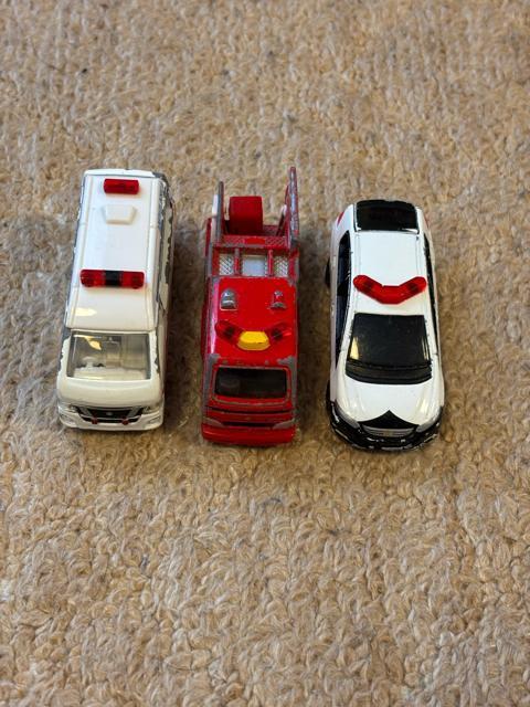 最終! トミカ/緊急車両セット < ホビー  最終! トミカ/緊急車両セット  < ホビーの