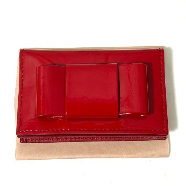 美品 miumiu ミュウミュウ エナメル リボン カードケース 名刺入れ < ブランド 美品 miumiu ミュウミュウ エナメル リボン カードケース 名刺入れ < ブランドの