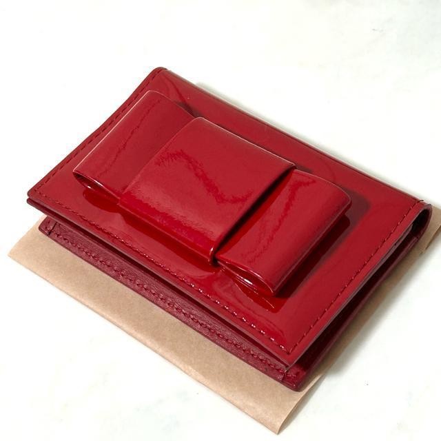 美品 miumiu ミュウミュウ エナメル リボン カードケース 名刺入れ < ブランド 美品 miumiu ミュウミュウ エナメル リボン カードケース 名刺入れ < ブランドの