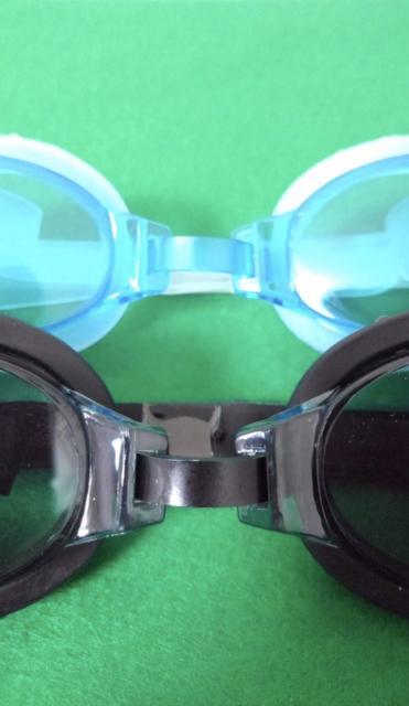 【新品】ブルー“大人用水中ゴーグル”フリーサイズ・水中メガネ < レジャー/スポーツ 【新品】ブルー“大人用水中ゴーグル”フリーサイズ・水中メガネ < レジャー/スポーツの