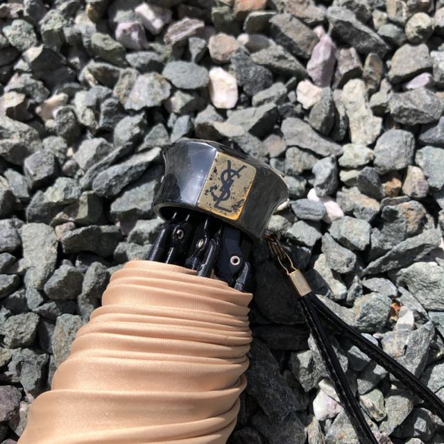 即決 yves saint laurent イヴ・サンローラン 折り畳み傘 折りたたみ傘 < ブランド 即決 yves saint laurent イヴ・サンローラン 折り畳み傘 折りたたみ傘 < ブランドの