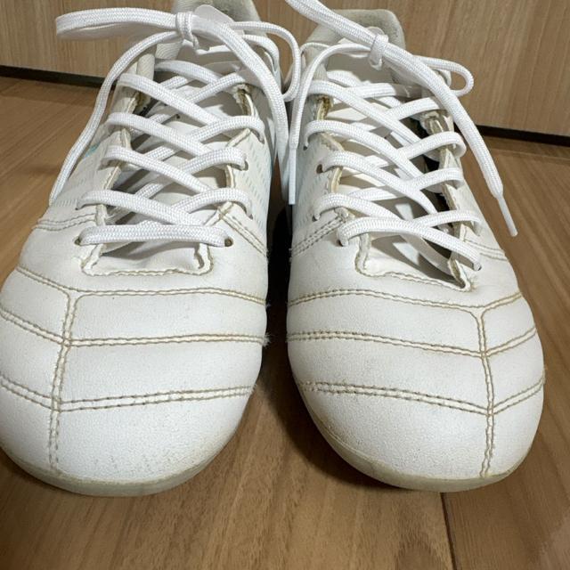 23cm サッカースパイク アシックスasics DSLIGHT 水色 < レジャー/スポーツ 23cm サッカースパイク アシックスasics DSLIGHT 水色 < レジャー/スポーツの