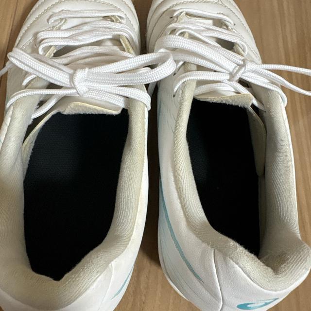 23cm サッカースパイク アシックスasics DSLIGHT 水色 < レジャー/スポーツ 23cm サッカースパイク アシックスasics DSLIGHT 水色 < レジャー/スポーツの