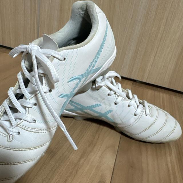 23cm サッカースパイク アシックスasics DSLIGHT 水色 < レジャー/スポーツ 23cm サッカースパイク アシックスasics DSLIGHT 水色 < レジャー/スポーツの