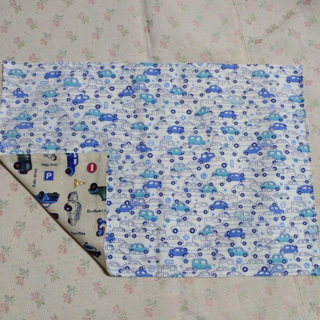 【送料無料】ハンドメイド ランチョンマット リバーシブル 車柄 入園 入学 < インテリア/ライフ 【送料無料】ハンドメイド ランチョンマット リバーシブル 車柄 入園 入学 < インテリア/ライフの