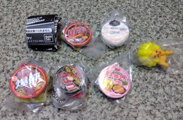 送料無料!日清焼そばU.F.O. ミニチュアチャーム 全5種セット ガシャポン < ホビー  送料無料!日清焼そばU.F.O. ミニチュアチャーム 全5種セット ガシャポン < ホビーの