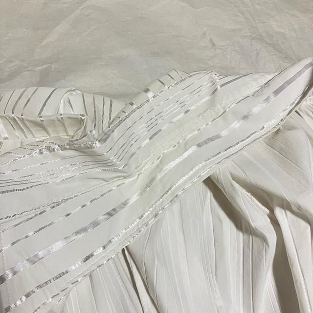 【NARACAMICIE】 ラメ ストライプ 長袖シャツ・ブラウス ボタンダウン トップス < ブランド 【NARACAMICIE】 ラメ ストライプ 長袖シャツ・ブラウス ボタンダウン トップス < ブランドの