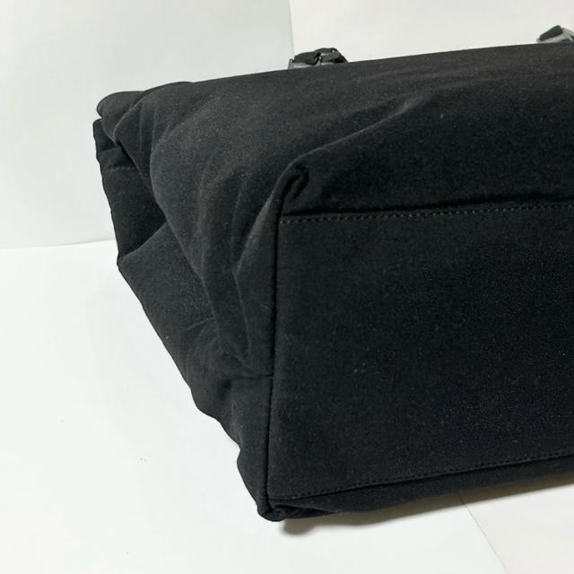 Salvatore Ferragamo �t�F���K�� ���@���`�F�[�� �V�����_�[�o�b�O AU-21 8803 �i�C���� �u���b�N �� �u�����h�� 