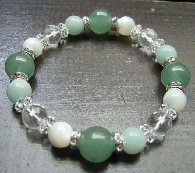 アベンチュリンxアマゾナイトxマザーオブパールブレスレット < 女性アクセサリー/時計 アベンチュリンxアマゾナイトxマザーオブパールブレスレット < 女性アクセサリー/時計の