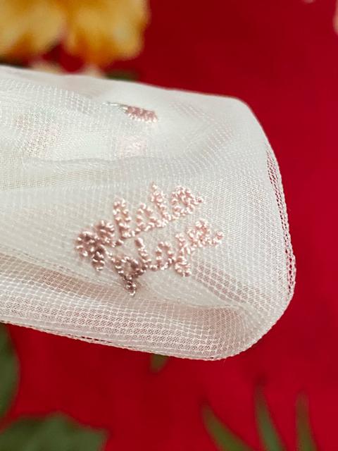 新品☆ジェラートピケ☆イチゴ刺繍ホワイトリボン☆ヘアクリップ < ブランド  新品☆ジェラートピケ☆イチゴ刺繍ホワイトリボン☆ヘアクリップ < ブランドの