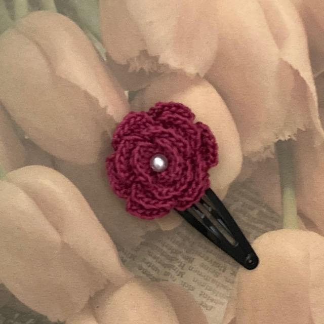 ハンドメイド♪レース編み 薔薇風お花モチーフのヘアピン < 女性ファッション  ハンドメイド♪レース編み 薔薇風お花モチーフのヘアピン  < 女性ファッションの