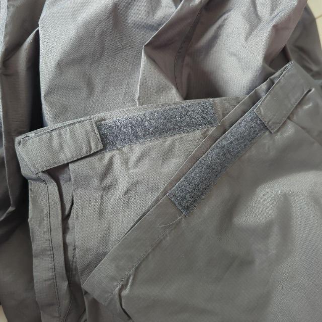 オンヨネ/レインウェア/登山/アウトドア/OnRidge/オンリッジ/ウィンドウブレーカー/上下セット/ユニセックス/SS/美品 < 男性ファッション オンヨネ/レインウェア/登山/アウトドア/OnRidge/オンリッジ/ウィンドウブレーカー/上下セット/ユニセックス/SS/美品 < 男性ファッションの